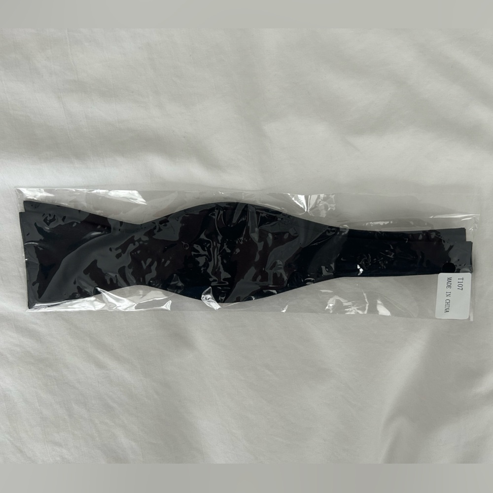 Mens Black silk bow tie